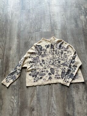 Pilcro Cream Floral-Print Long Sleeve Sweater